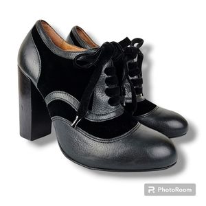 Juicy Couture Lace-up Pumps Charcoal Leather Black Velvet High Heels